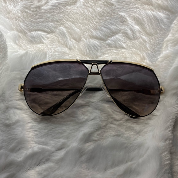 Aviator sunglasses - Picture 2 of 2